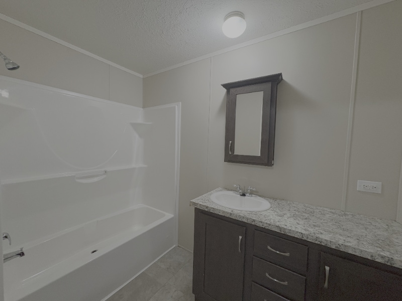 Building Photo - 27 W Manor St