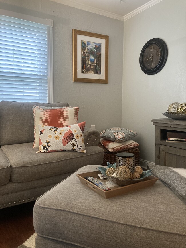 Building Photo - 5122 W 50th Terrace