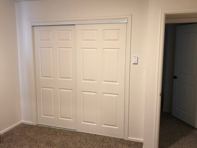 Building Photo - 7003 Tumbleweed Dr