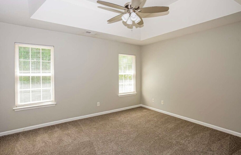 Building Photo - 8620 Berrybrook Ln