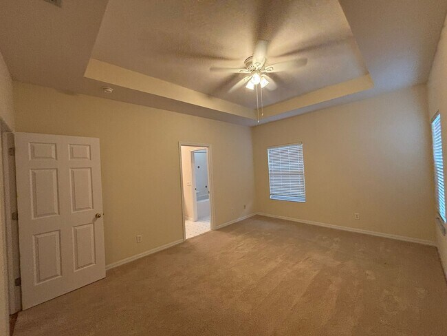 Building Photo - 1107 Croton Pl