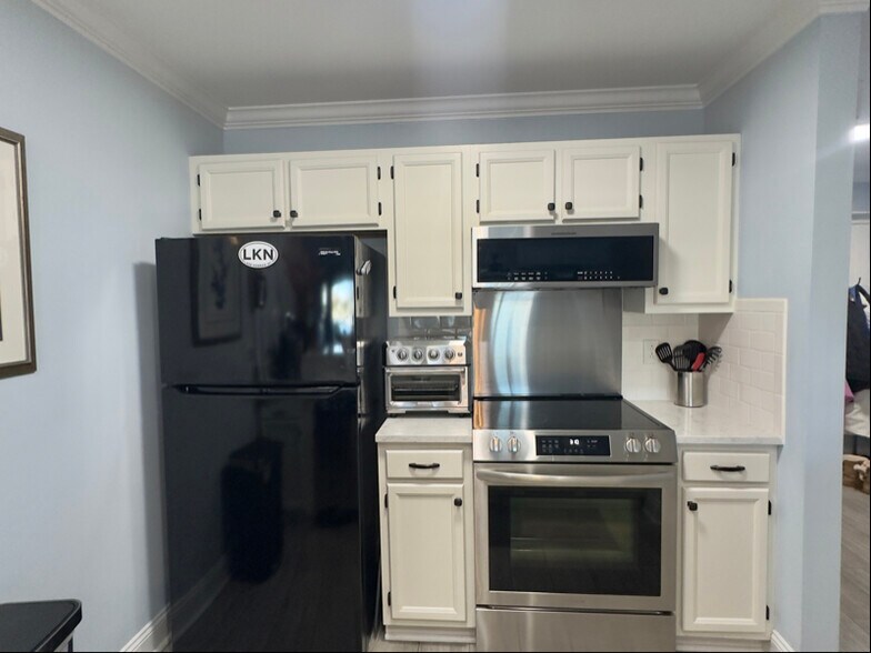 Building Photo - 18713 Vineyard Point Ln