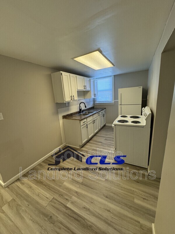 Building Photo - 700 S 8th St