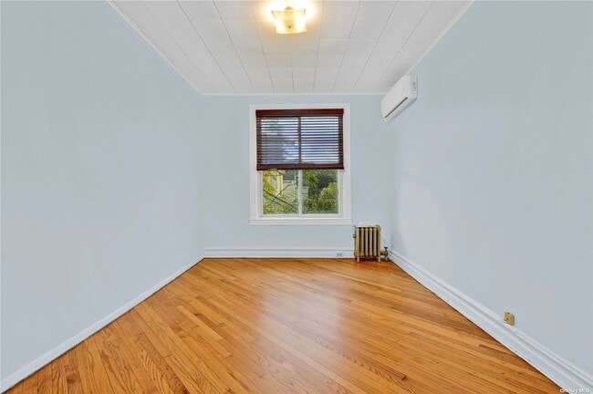 Building Photo - 104-14 Metropolitan Ave