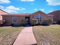 Building Photo - 1006 Barrymore Ln