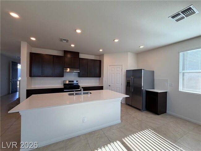 Building Photo - 7056 Dandelion Pk Ave