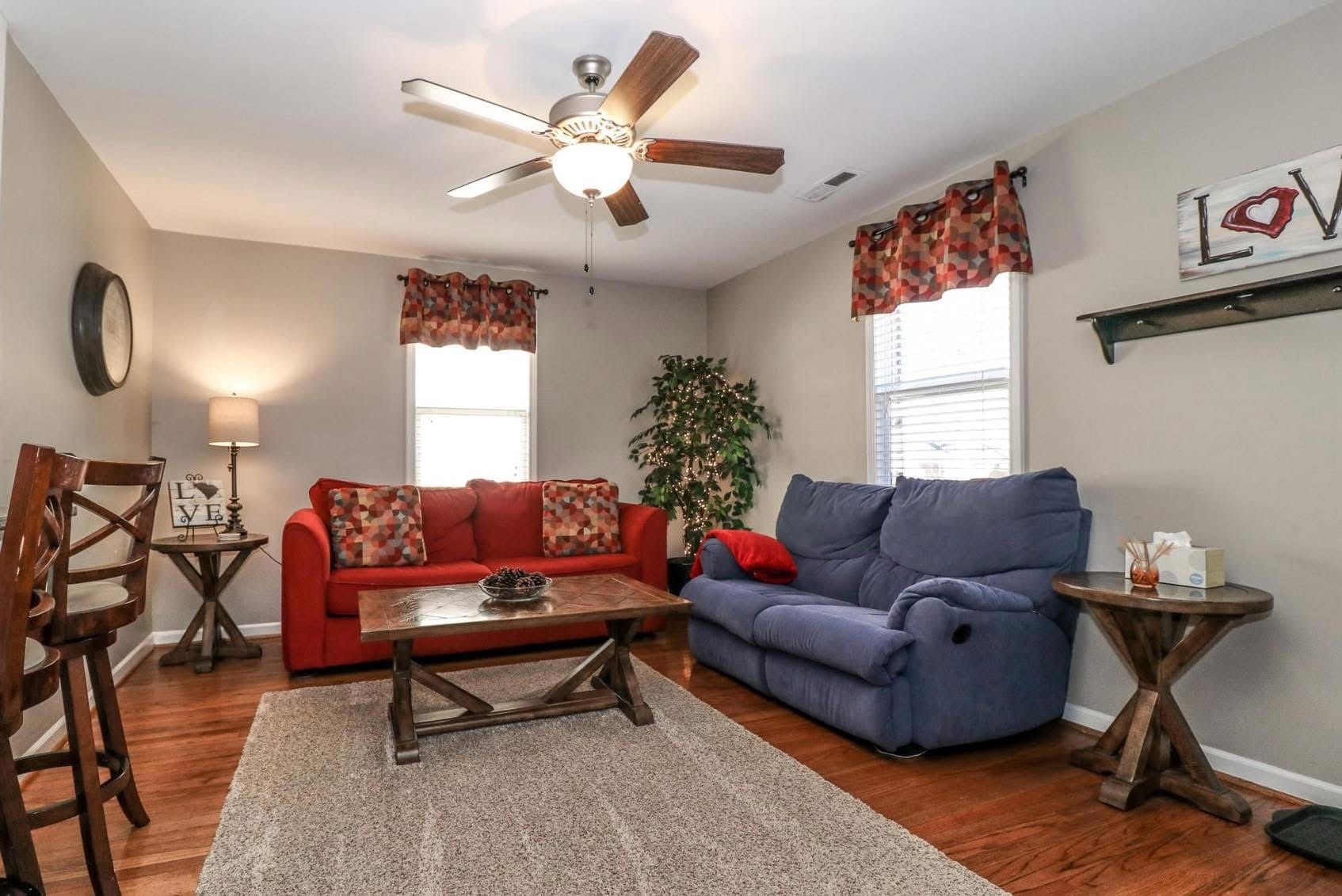 Building Photo - 907A Hampton Ave