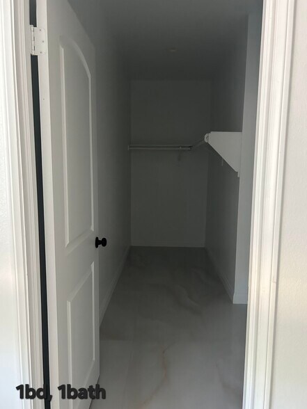 Building Photo - 8153 Banana Ave