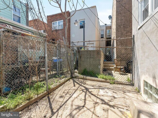 Building Photo - 3001 Agate St