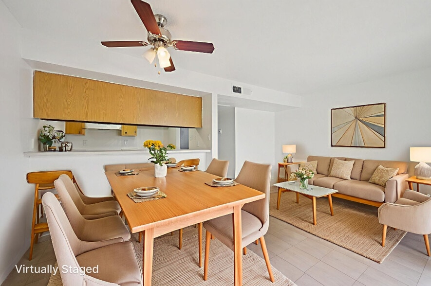 Primary Photo - Casa Sol Apartments