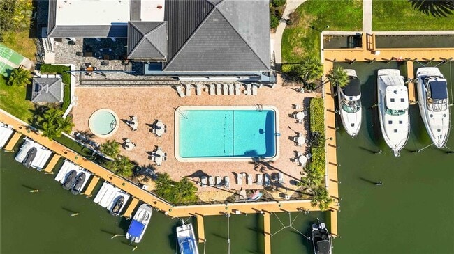 Building Photo - 456 Yacht Harbor Dr