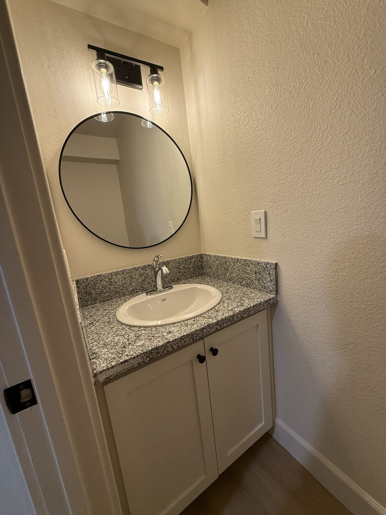 Building Photo - 28240 Via Princesa