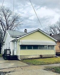 Building Photo - Charming 2-Bedroom Ranch Home in South Toledo