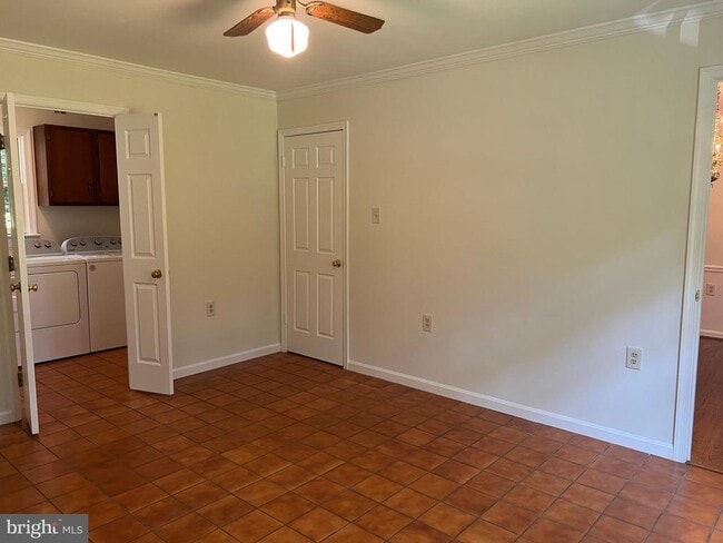 Building Photo - 10101 Alsace Ct