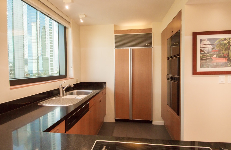 Kitchen - 1330 Ala Moana Blvd