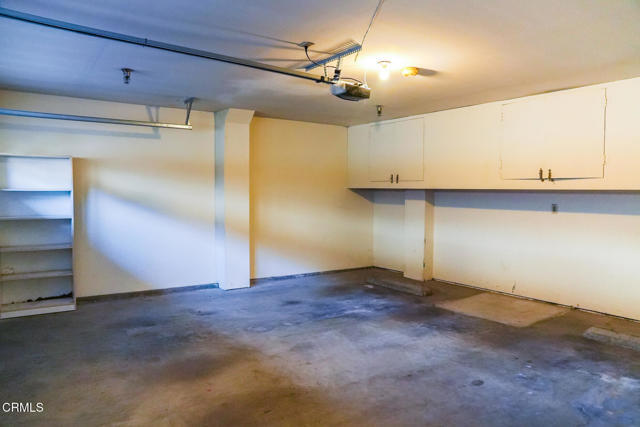 Building Photo - 838 Fairview Ave