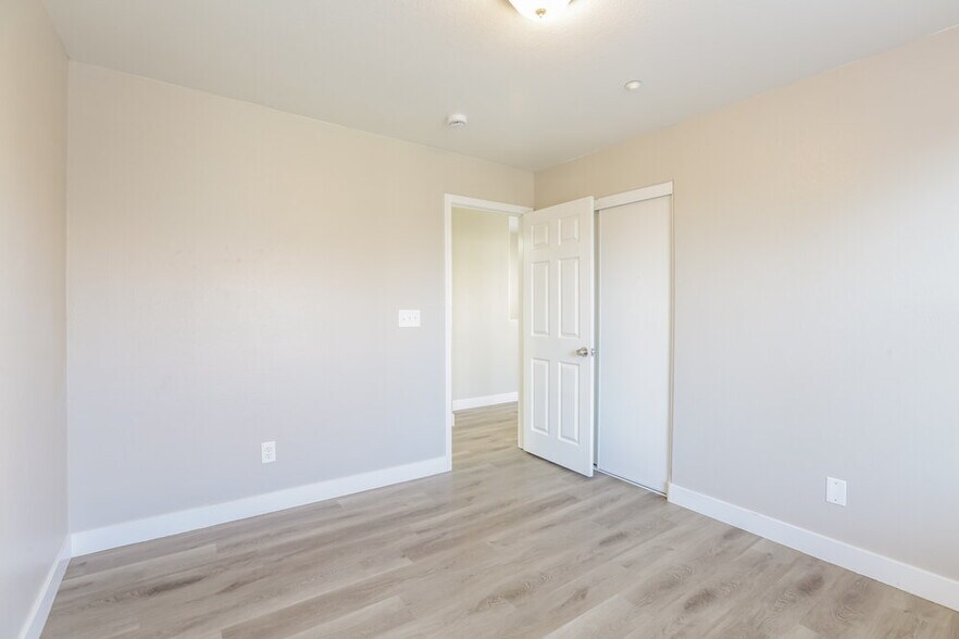 Building Photo - 4761 Saville Garden Ct