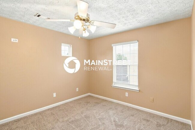 Building Photo - 4 Bedroom Pet-Friendly Home in McDonough, GA with Main Street Renewal