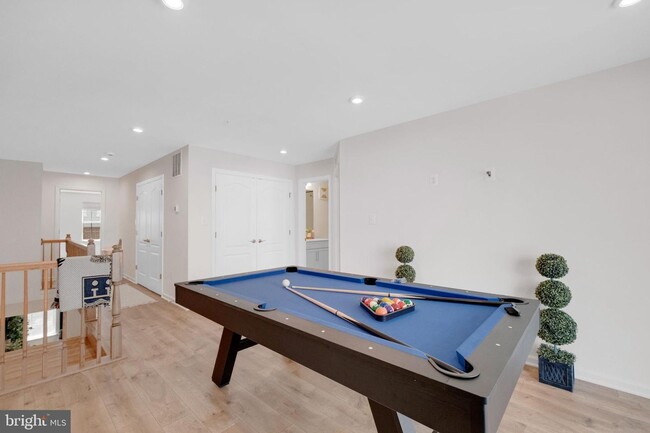 Building Photo - Townhouse in Owings Mills