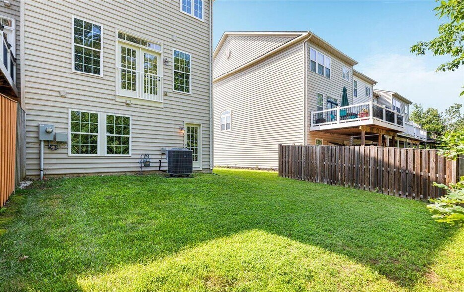 Building Photo - 25217 Beach Pl