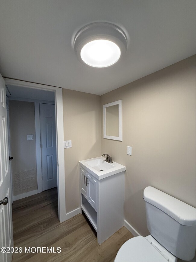 Building Photo - 801 Pensacola Rd