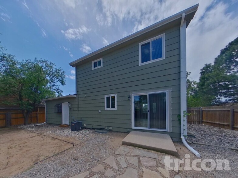 Building Photo - 4868 Irving Dr