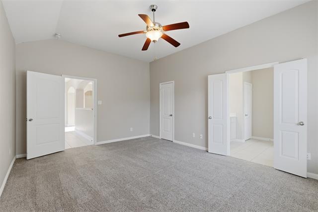 Building Photo - 2136 Mulberry Dr