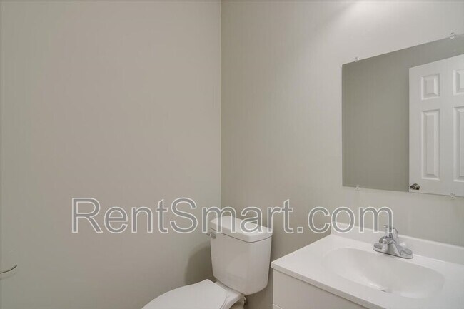 Building Photo - 4052 Danielle Dr