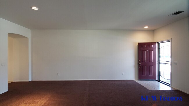 Building Photo - 3048 W Lingard St