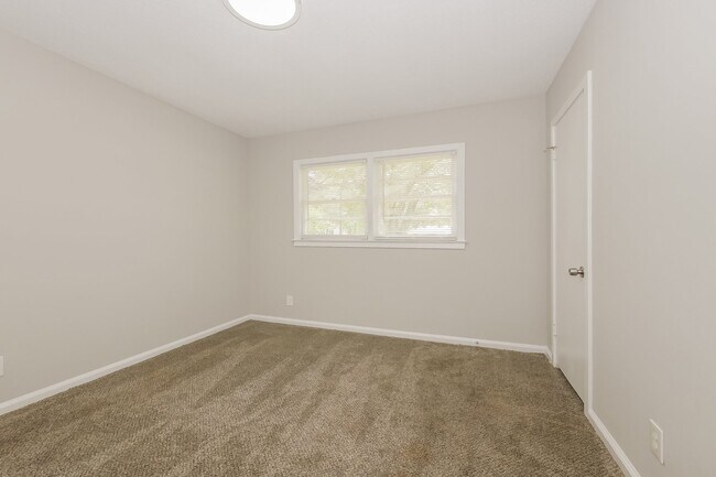 Building Photo - 4533 Sentry St