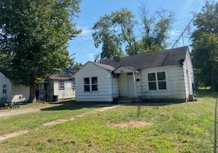 Building Photo - New Listing! - $490 Month / $700 Down