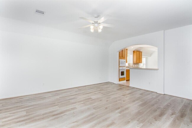Building Photo - 51 N Regan Mead Cir