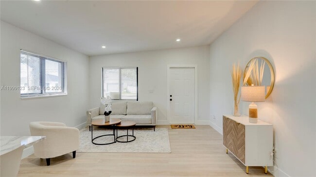 Building Photo - 2736 NW 21st Ave