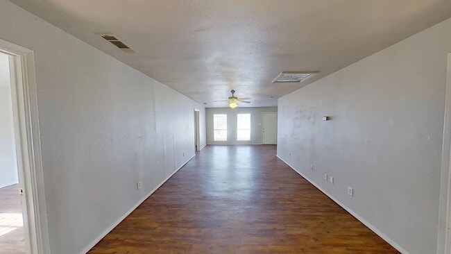Building Photo - 2703 Kool Ave