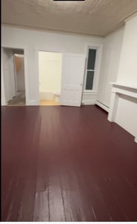 Building Photo - 205 13th St