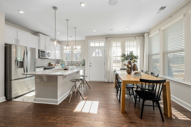 Building Photo - Abode at Parkside