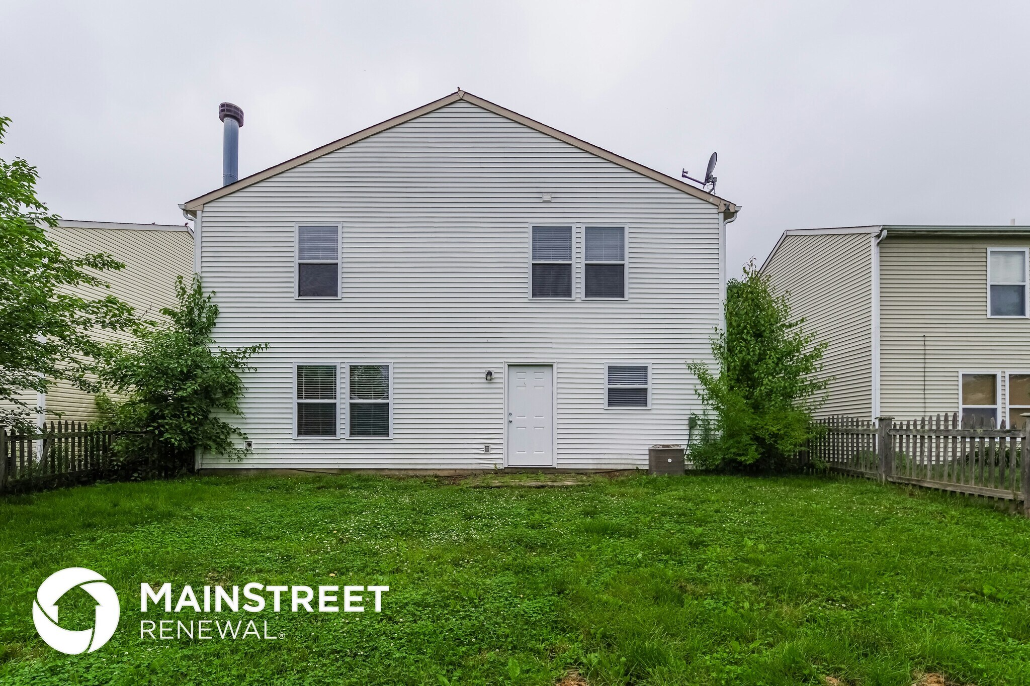 Building Photo - 1849 Southernwood Ln