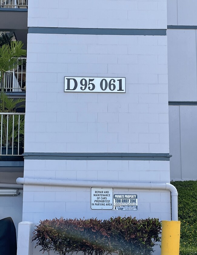 Building Photo - Breezy 4th Floor Apartment in Cathedral Point-Melemanu in Mililani