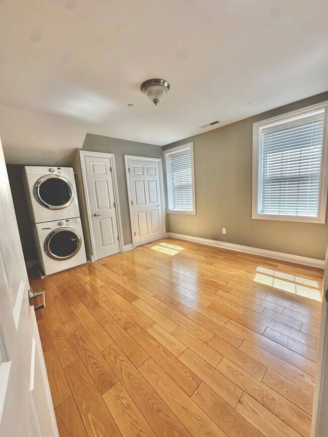 Bedroom 2 - 295 Ridge Rd