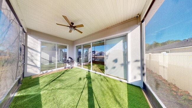 Building Photo - 15790 Whitebark Dr