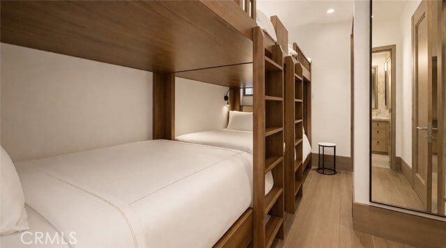 Building Photo - 716 The Strand