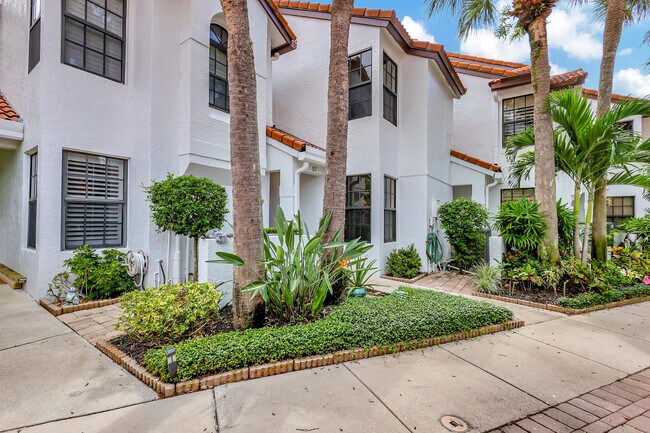 Building Photo - 2299 Treasure Isle Dr