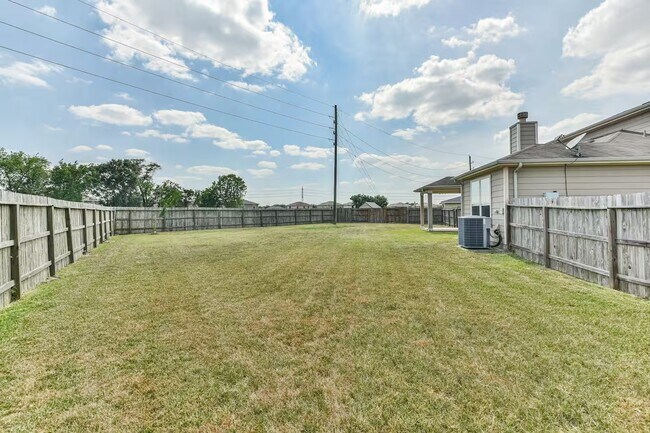 Building Photo - 18607 Shavano Ct