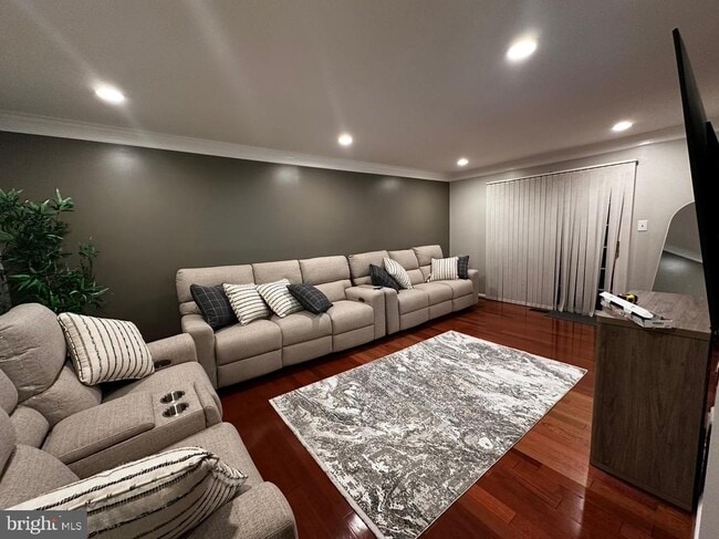 Building Photo - 8925 Alliston Hollow Way