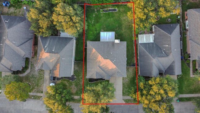 Building Photo - 20210 Black Canyon Dr