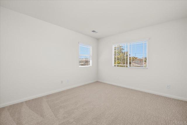 Building Photo - 245 Violet Ave