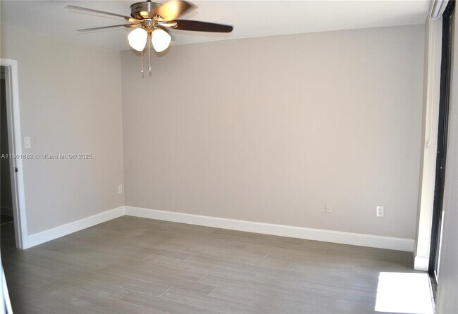 Building Photo - 8045 SW 107th Ave