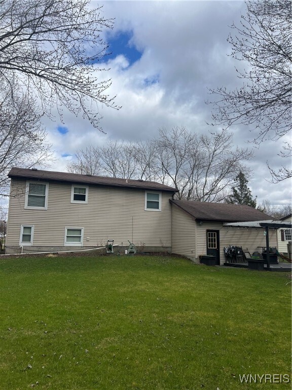 Building Photo - 6520 Sheetram Rd