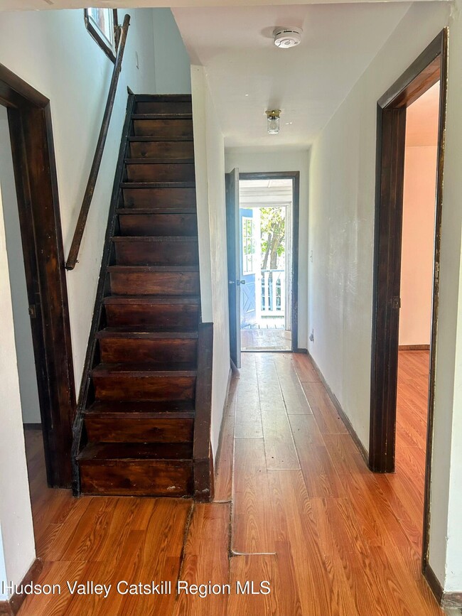 Building Photo - 1227 US-9