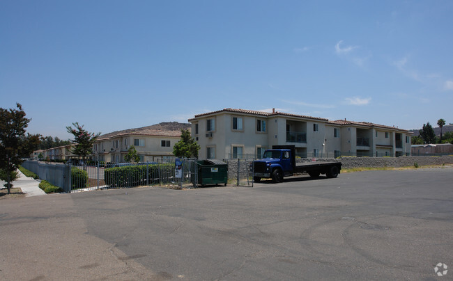 Building Photo - Shadowhill Apartments